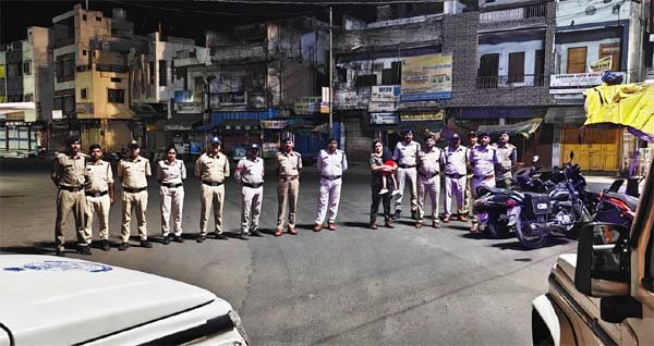 सबसे बड़ा कॉम्बिंग ऑपरेशन: प्रदेश भर में 2100 से ज्यादा वारंटी गिरफ्तार, अपराधियों में हड़कंप