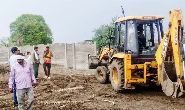फिर प्रशासन ने अवैध कालोनियों के खिलाफ की कार्रवाई