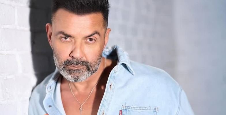 बॉबी देओल ने अनुराग कश्यप को बताया ‘मैड जीनियस’: फिल्म ‘बंदर’ में साथ काम करने के अनुभव को एक्टर ने कहा एक मास्टरक्लास