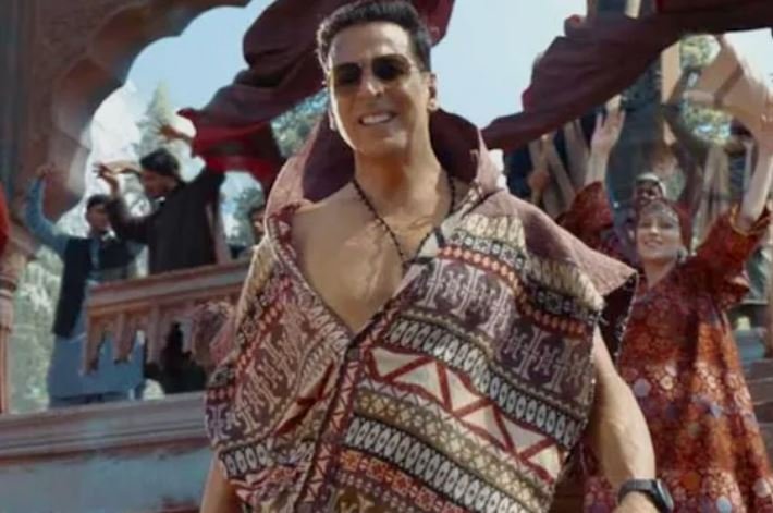 ‘दीवाने हैं’ के साथ लौटा पुराने बॉलीवुड के जश्न का रंग, ‘वेलकम टू द जंगल’ का नया गीत रिलीज
