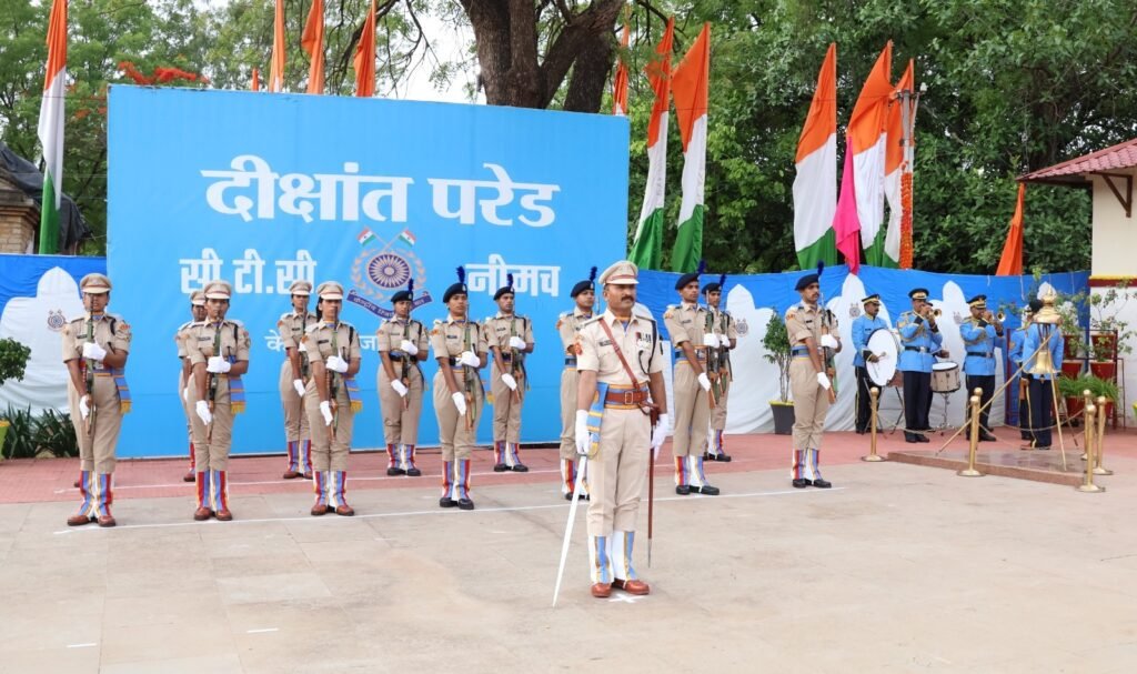 सीआरपीएफ नीमच में 14 अस्पताल कार्मिकों का शपथ ग्रहण एवं रैक समारोह संपन्न