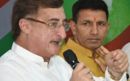 दौ कौड़ी के प्रदेश अध्यक्ष की बात पर बिफरी कांग्रेस 