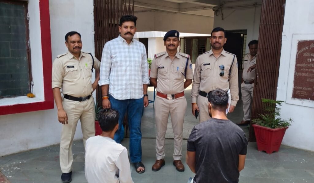 सागर पुलिस का एक्शन: सिरोजा चोरी मामले में नरसिंहपुर और सिवनी के दो आरोपी गिरफ्तार, माल बरामद