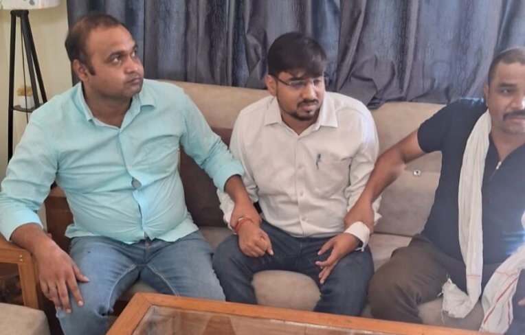 अनूपपुर के प्रभारी कार्यपालन यंत्री (PHE) 30 हजार की रिश्वत लेते रंगे हाथ गिरफ्तार, EOW रीवा की कार्रवाई