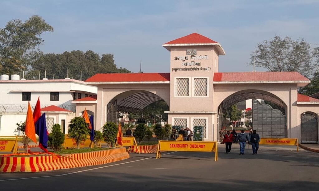 सुरक्षा संस्थानों में चार्जमैन पदोन्नति का रास्ता साफ