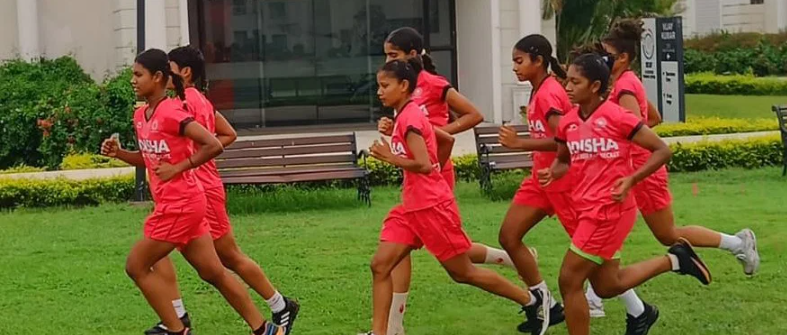 हॉकी इंडिया ने वीमेंस यूथ हॉकी 5एस एशियन चैंपियनशिप के लिए 15-सदस्यीय सब-जूनियर महिला टीम की घोषणा की