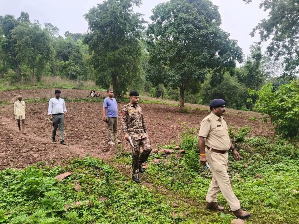 सिंगरौली: पोखरा गांव में फांसी के फंदे पर लटकता मिला किशोरी का शव, जांच में जुटी बरगवां पुलिस