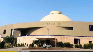 अवैध कॉलोनियों पर सख्ती की तैयारी, नया कानून विधानसभा सत्र में लाने की तैयारी