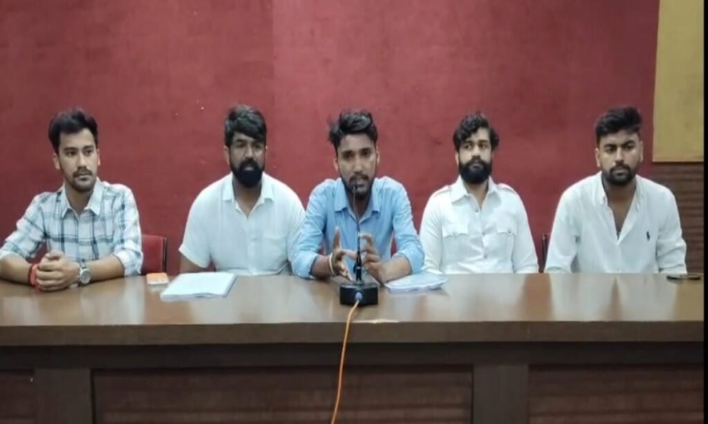 होलकर विज्ञान महाविद्यालय में फीस और इंटर्नशिप अनियमितताओं का आरोप