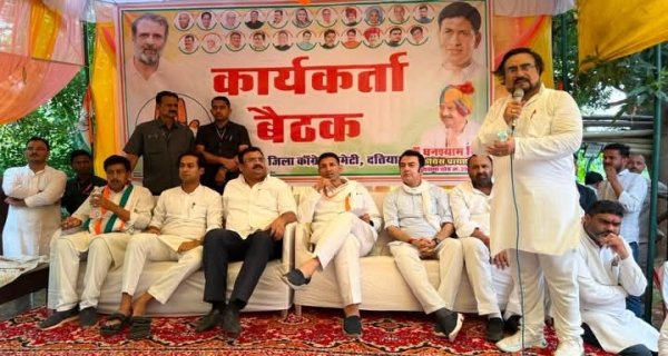 उपचुनाव में कांग्रेस का प्रचार करने जीतू पटवारी दतिया आए