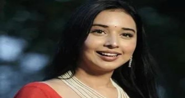 तान्या मित्तल पर धमकाने के आरोप, फैजान अंसारी ने ग्वालियर एसपी से की शिकायत