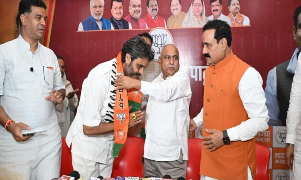 भाजपा में शामिल हुए दतिया के महाराजा गोविंद देव