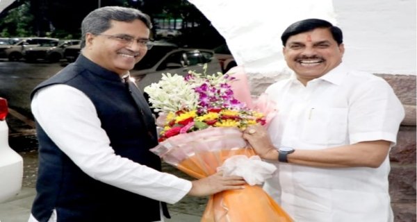 कैप्टन मनोज पाण्डेय को सीएम डॉ यादव ने दी श्रद्धांजलि, त्रिपुरा के सीएम डॉ माणिक साहा से की सौजन्य भेंट