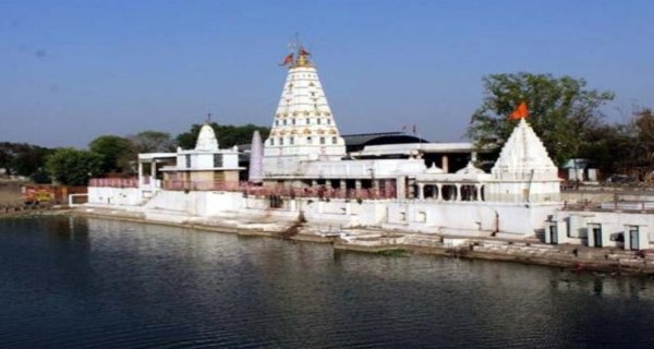 श्री पशुपतिनाथ महादेव मंदिर घाट पर श्रद्धालुओं की सुविधाओं की मांग तेज