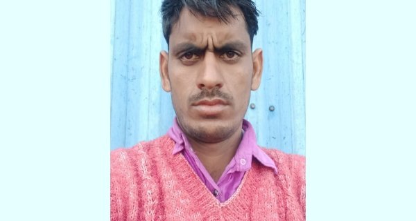 कंपनी के अंदर एवं वाहन में तोड़फोड़