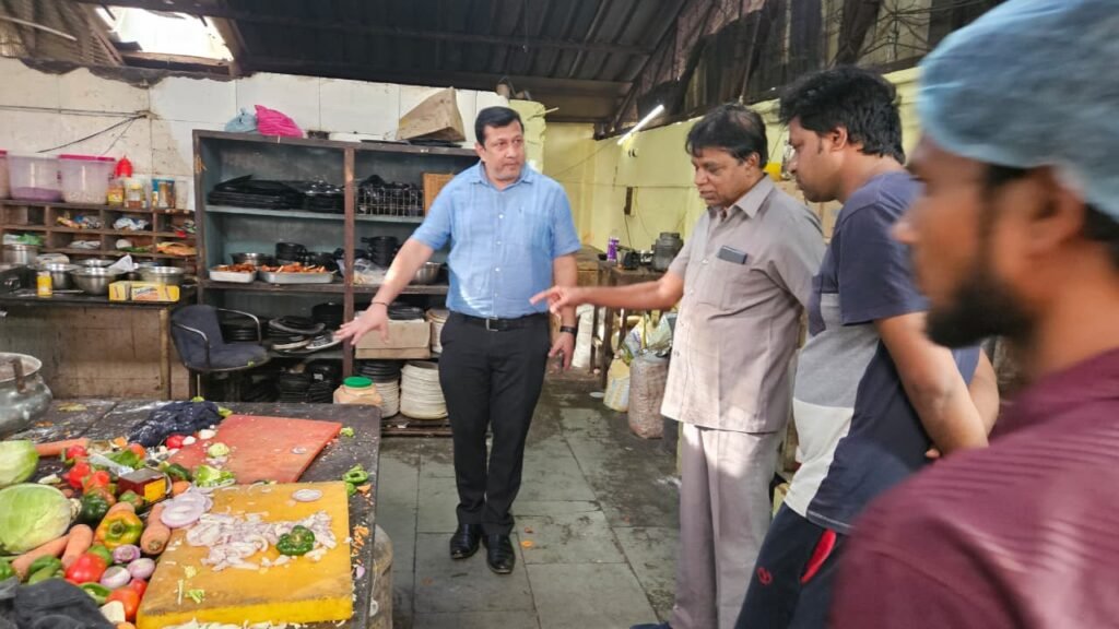 खाद्य सुरक्षा प्रशासन की कार्रवाई जारी, दो दिन में 10 प्रतिष्ठानों की जांच