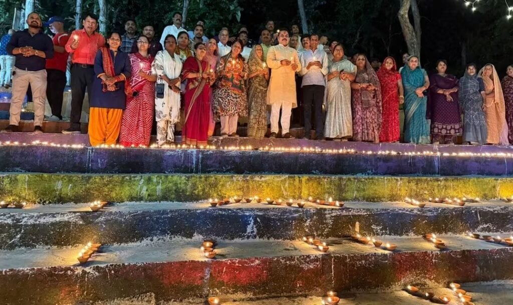 मोदी जी के प्रगति पथ के तिमिर को हरने के लिए शुभकामनाओं के दीप प्रज्ज्वलित