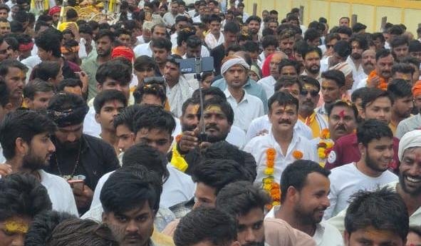 दमोह में यादव महासभा द्वारा श्रीकृष्ण जन्माष्टमी पर हवन-पूजन संपन्न, शोभायात्रा रवाना, शोभायात्रा का समापन