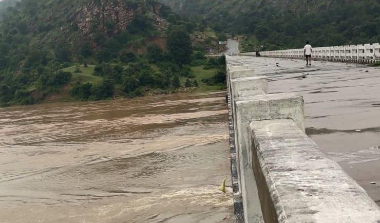 सोन नदी का जल स्तर बढ़ने पर सीधी में ऑरेंज अलर्ट