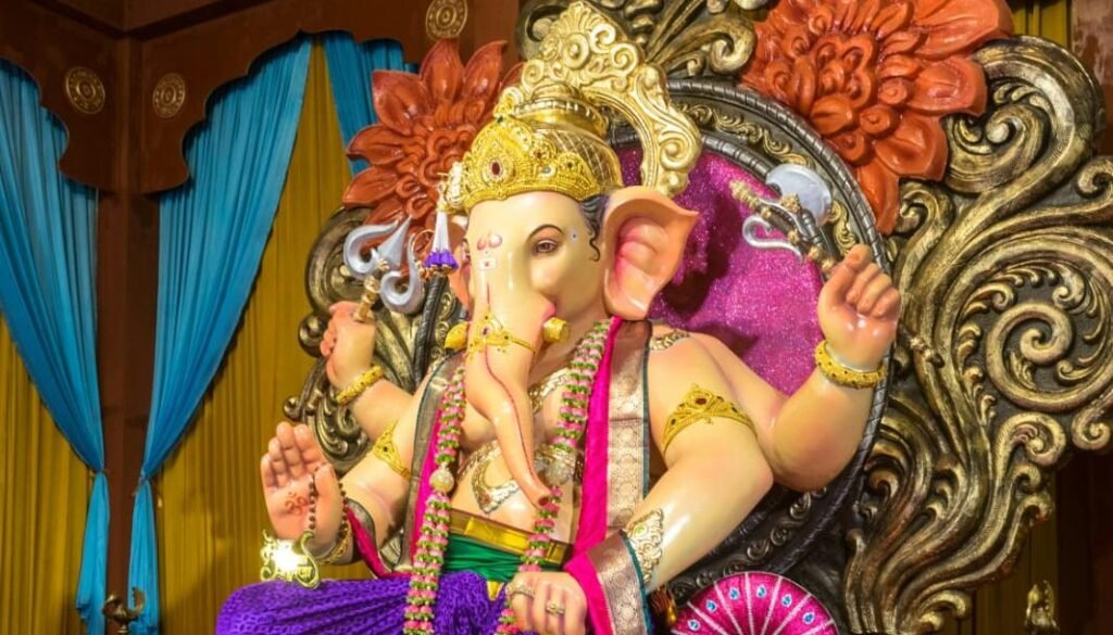 धूमधाम से मनेगा नुक्कड़ क्लब का 39वां श्री गणेश महोत्सव, वृंदावन के कलाकार बिखेरेंगे सांस्कृतिक छटा