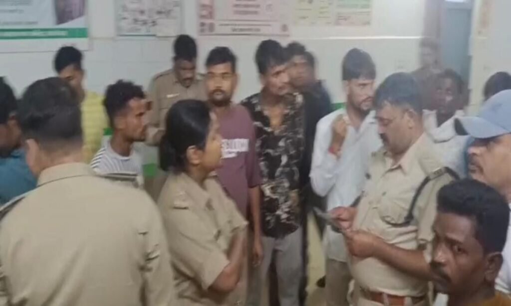 कुएं में मिले दो लापता बच्चियों के शव, गांव में पसरा मातम